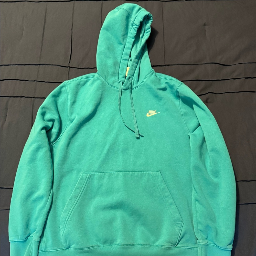 Nike Men's Aqua Pullover Hoodie